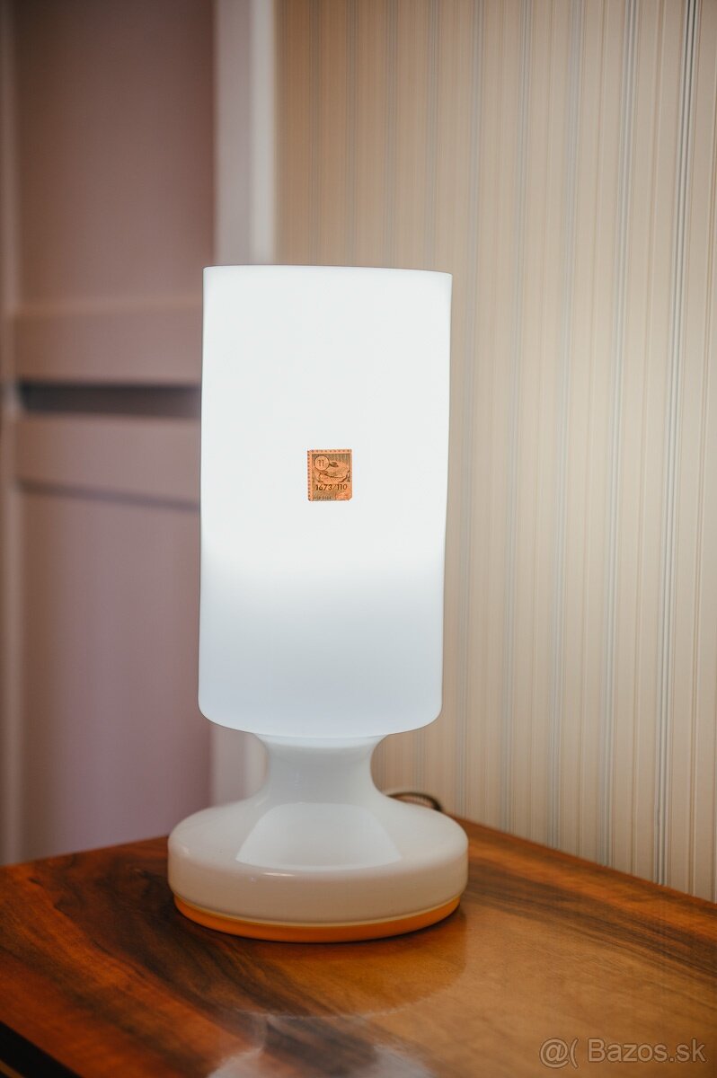 Stolová lampa