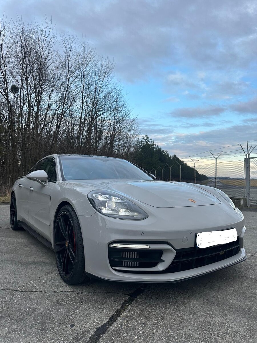 PORSCHE PANAMERA GTS SPORT DESIGN 2022