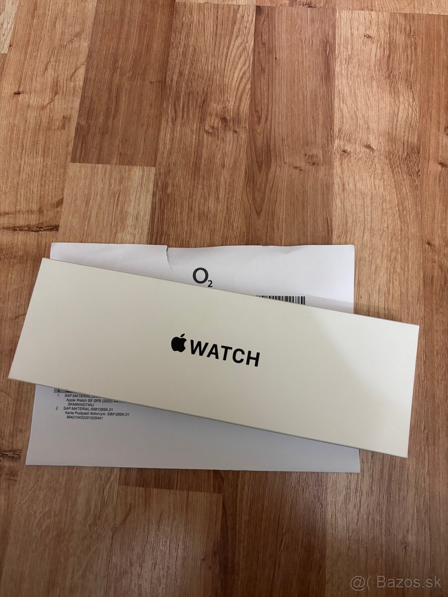 Nové Apple Watch SE (Gen 2) 44 mm