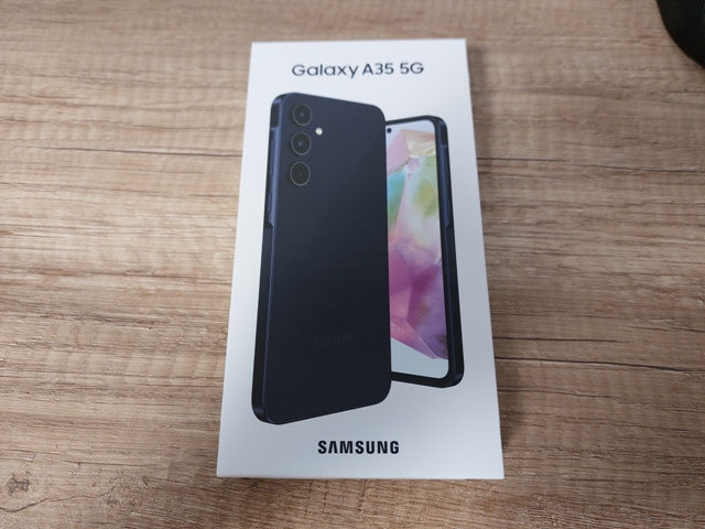 Predám nový Samsung A35 5G 6GB/128GB čierny