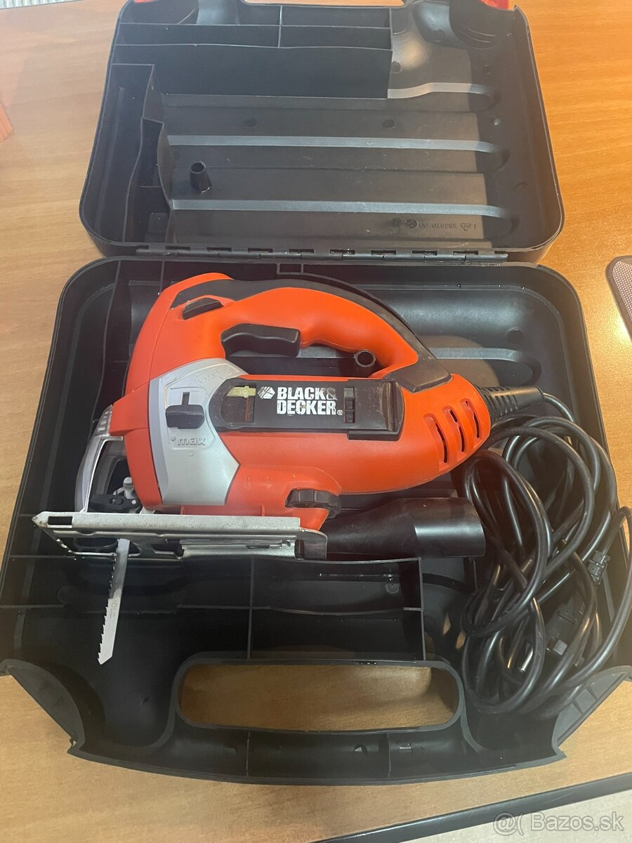 Predám priamočiaru pílku Black & Decker KS 999E