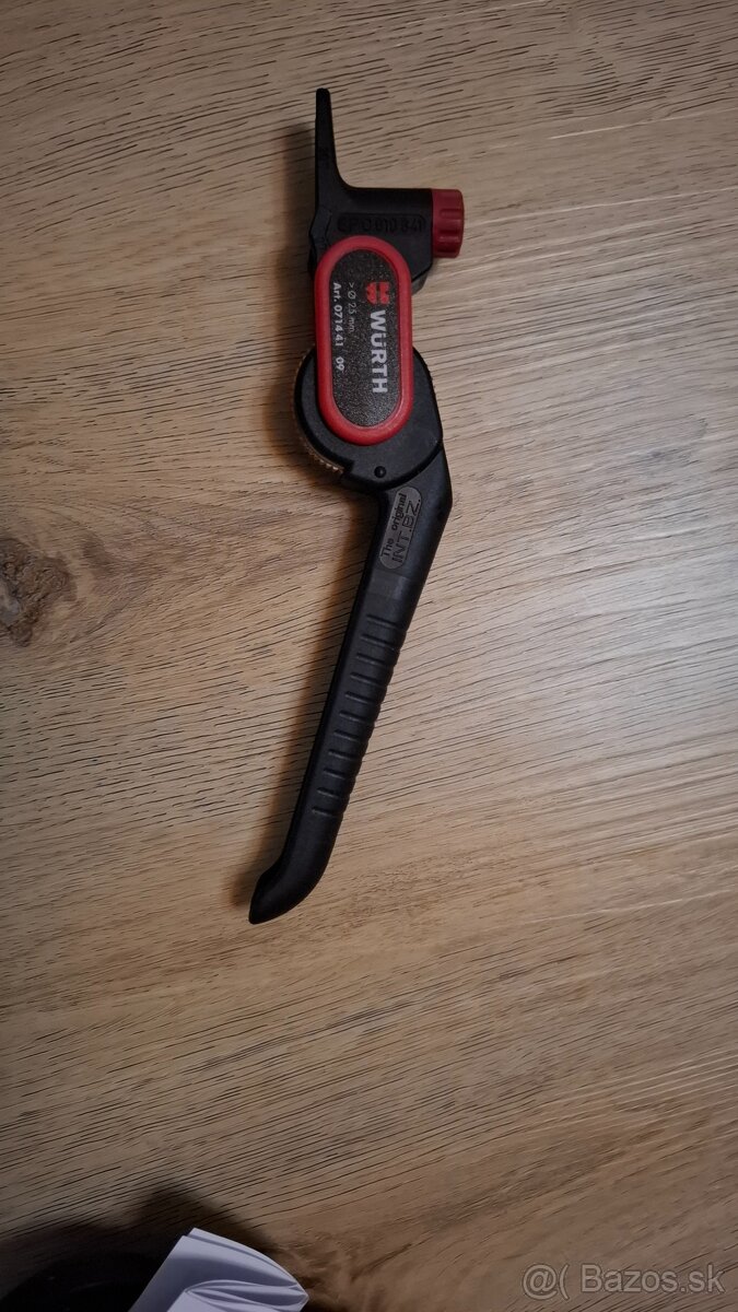 KNIPEX Nástroj odplášťovací