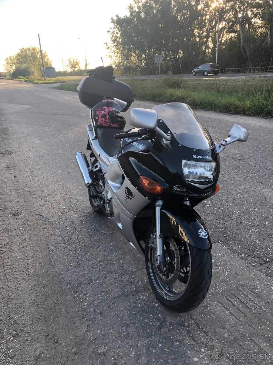 Predám kawasaki ZZR600, nová STK