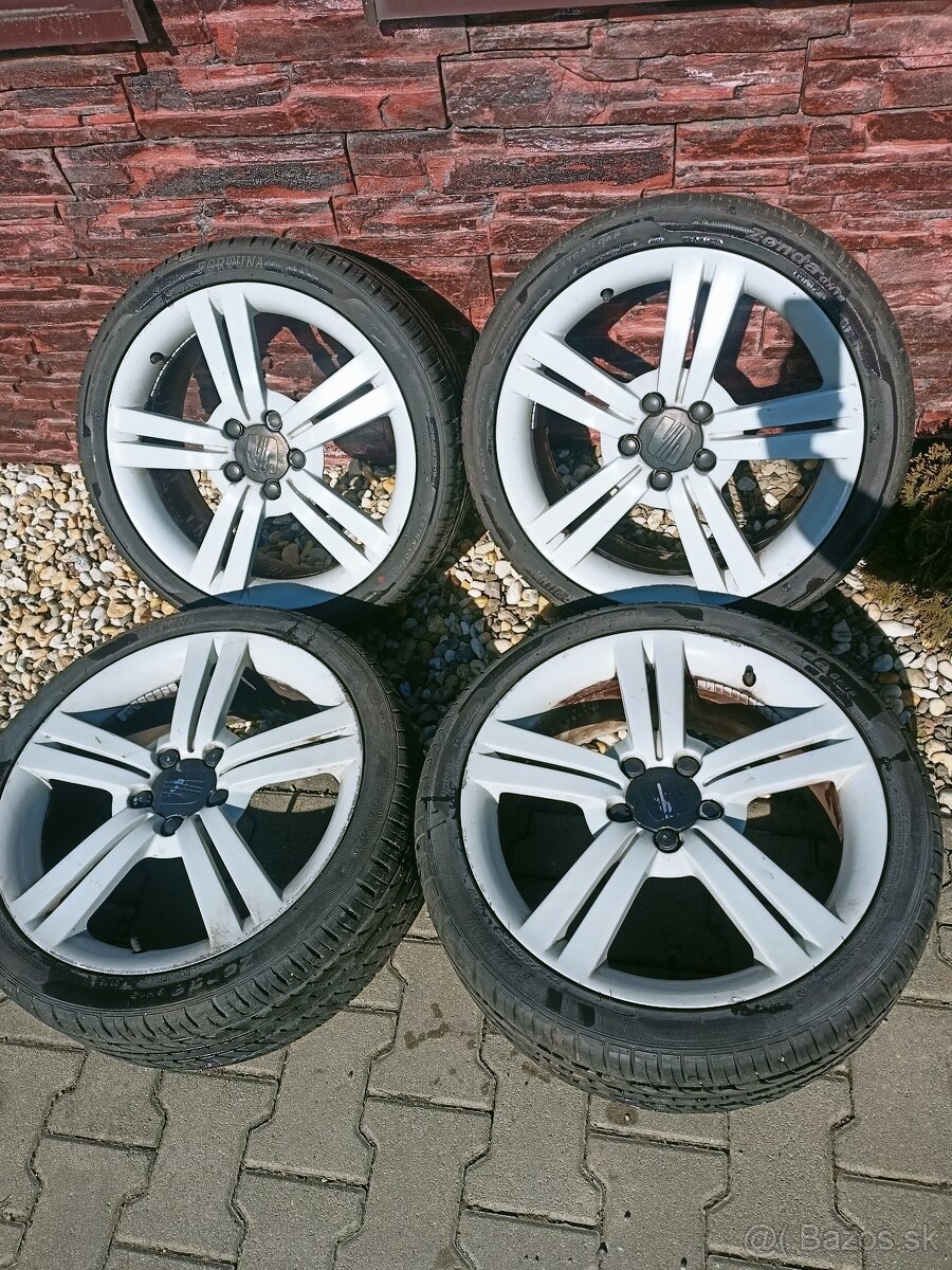 Letné pneu 225/40 R18  s diskami