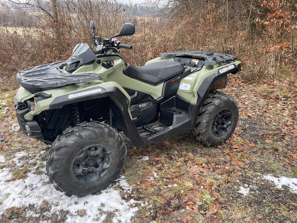 can am outlander 650XT ,4x4,špz