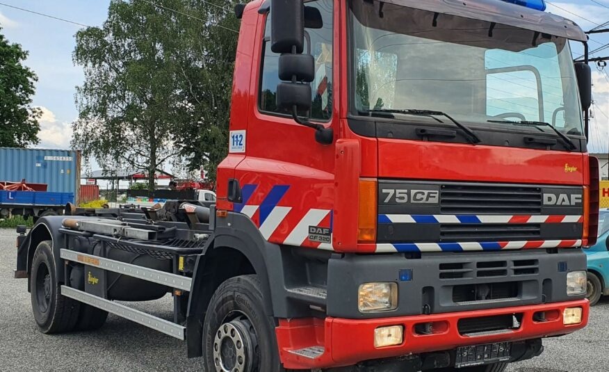 Kontajnerový nosič, DAF 75 CF 320, 4×4