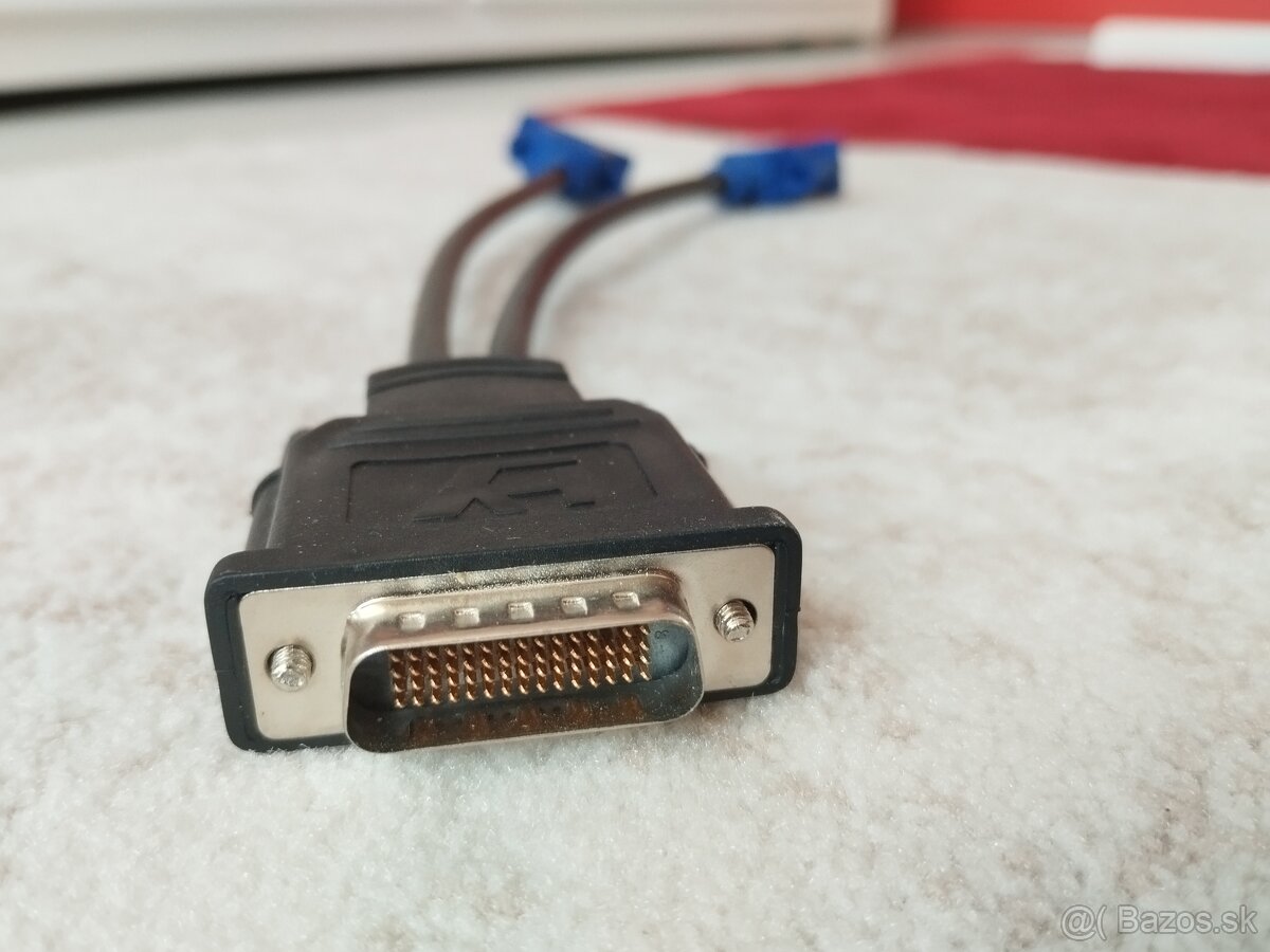 DMS-59 to dual VGA adapter