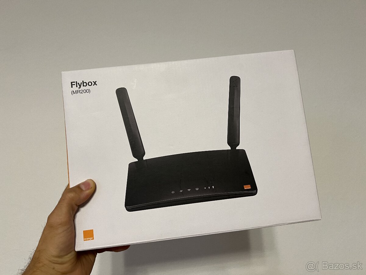 TP-Link Skybox MR200 wifi router