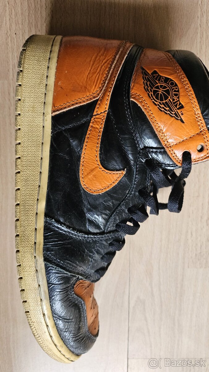 Jordan 1 shattered blackboard