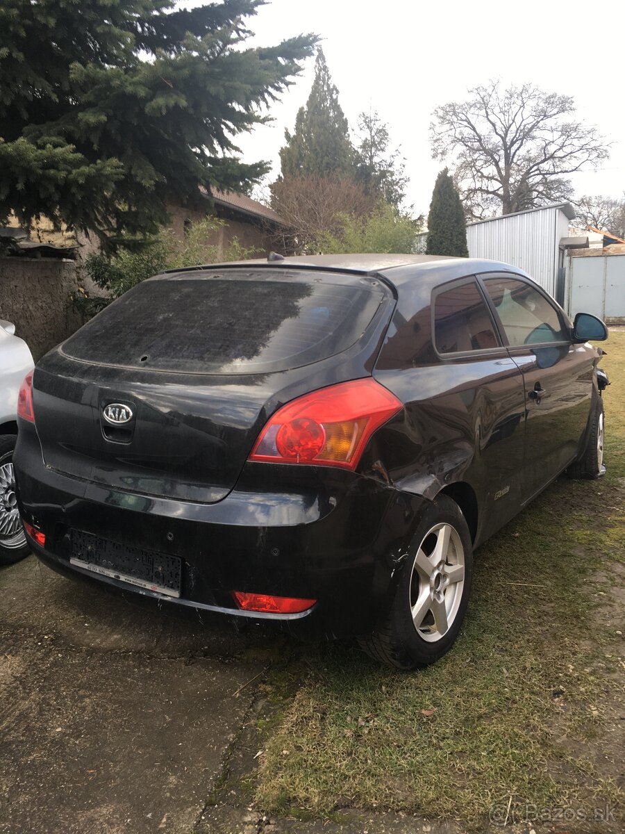 Rozpredam Kia pro ceed 2007-2013 2.0crdi