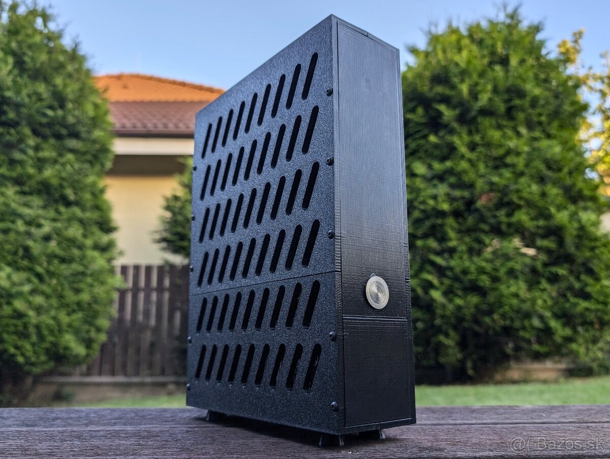 Najmenší herný PC - 3.9L (RTX 4060, Ryz7700, 32GB DDR5, 1TB)