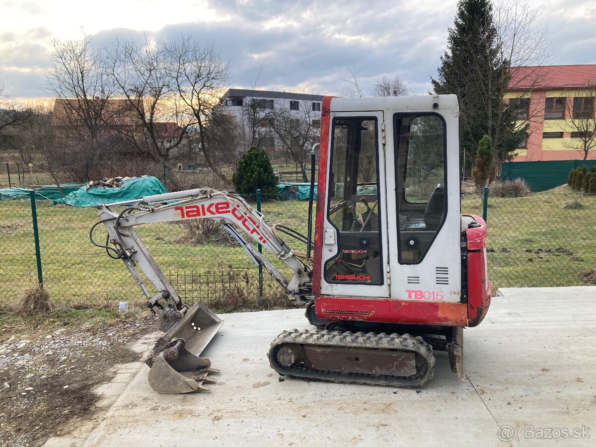 Minibager Takeuchi TB015