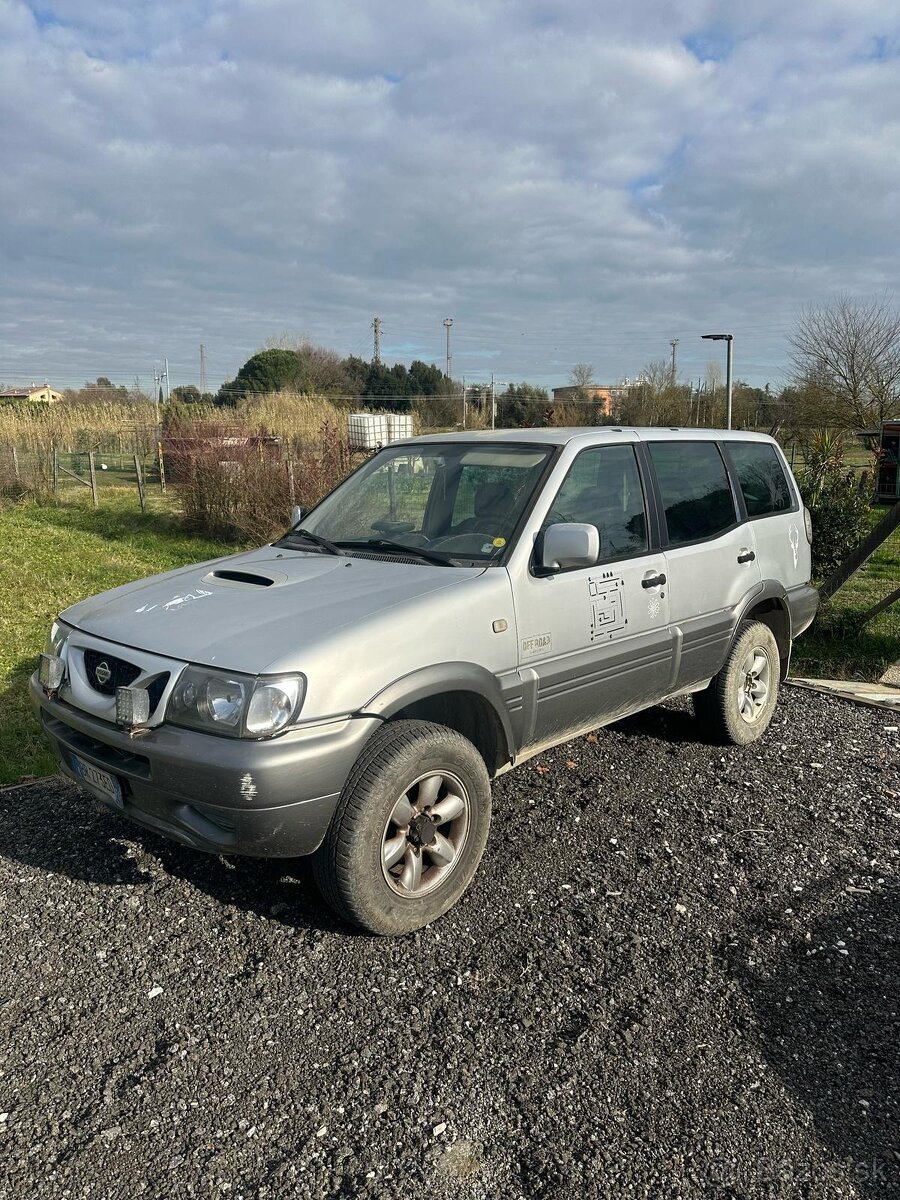 Nissan Terrano 2.7td 2001