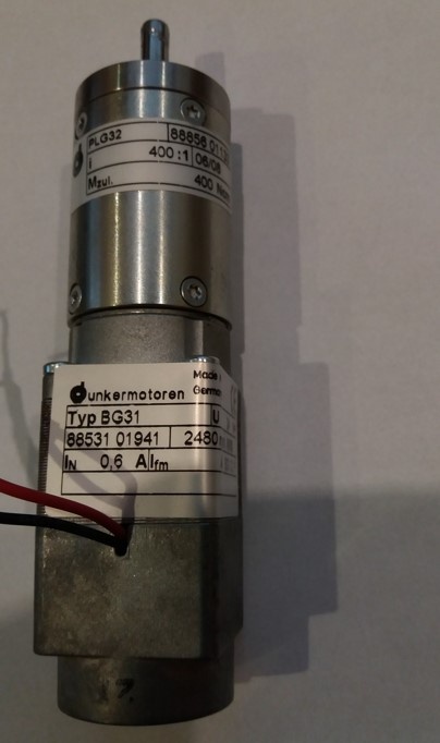 Predám elektromotor s prevodovkou- 6ot/ min ...24V...0,6A