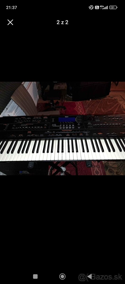 Roland g800