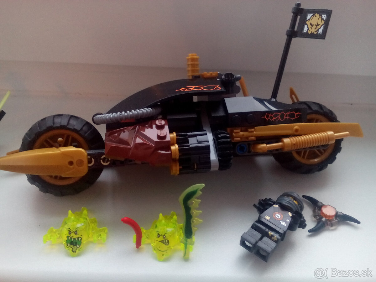 Lego Ninjago 70733 - výbušná motorka