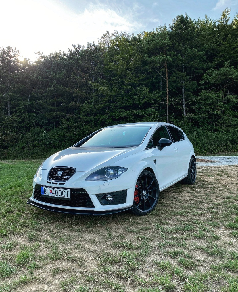 Predám Seat Leon Cupra R 2.0 tfsi 195kw