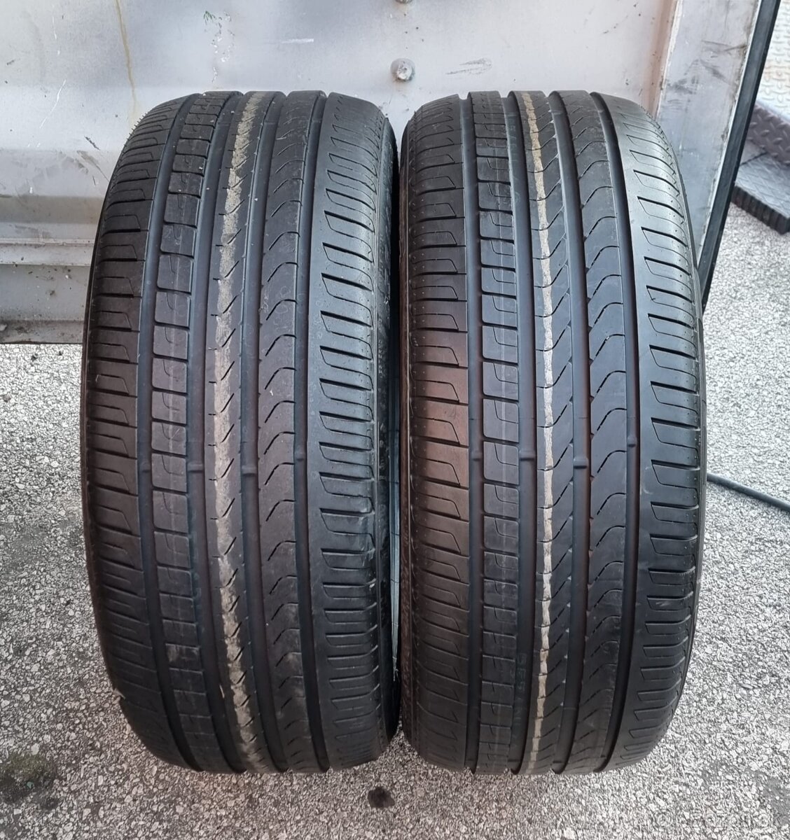 Letné pneumatiky Pirelli 255/45r20