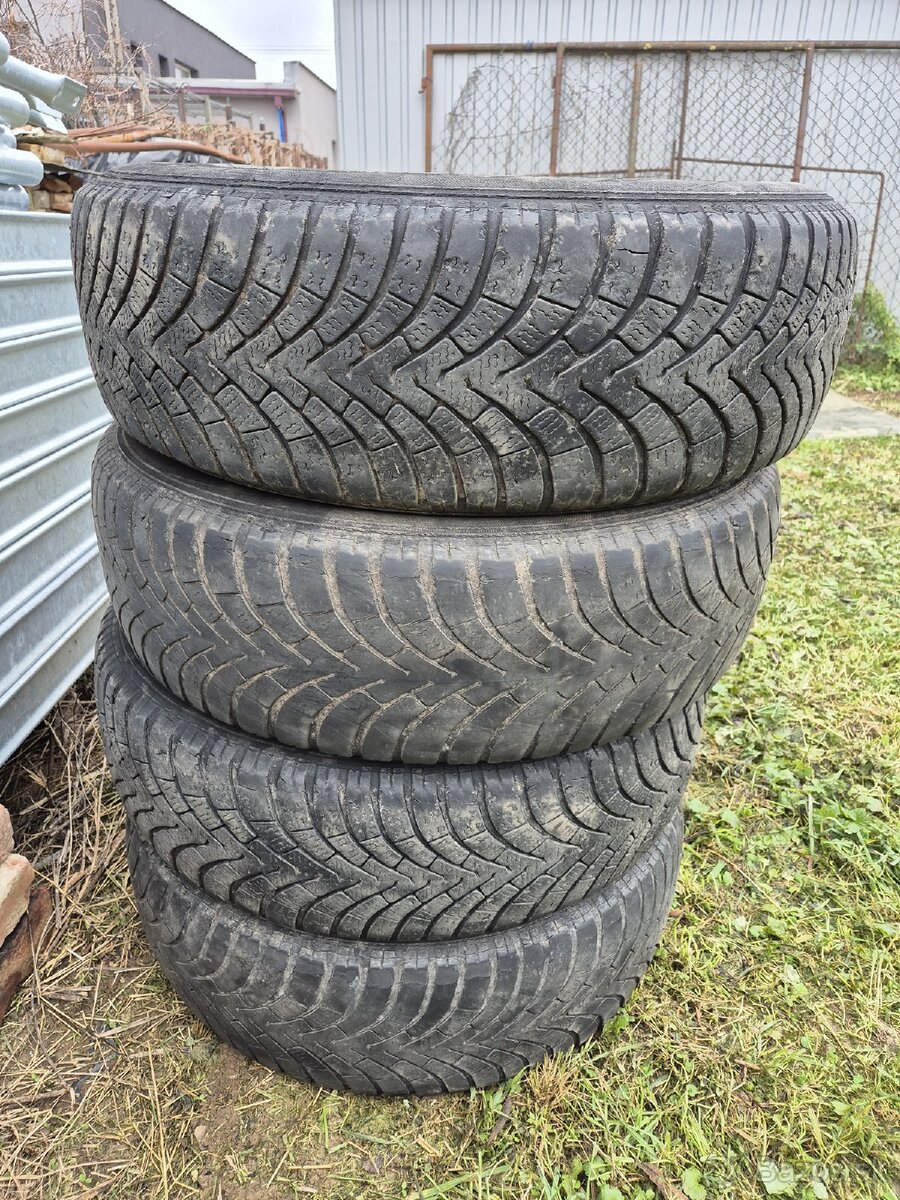 Gumy 225/70 R16 103H na dojazd