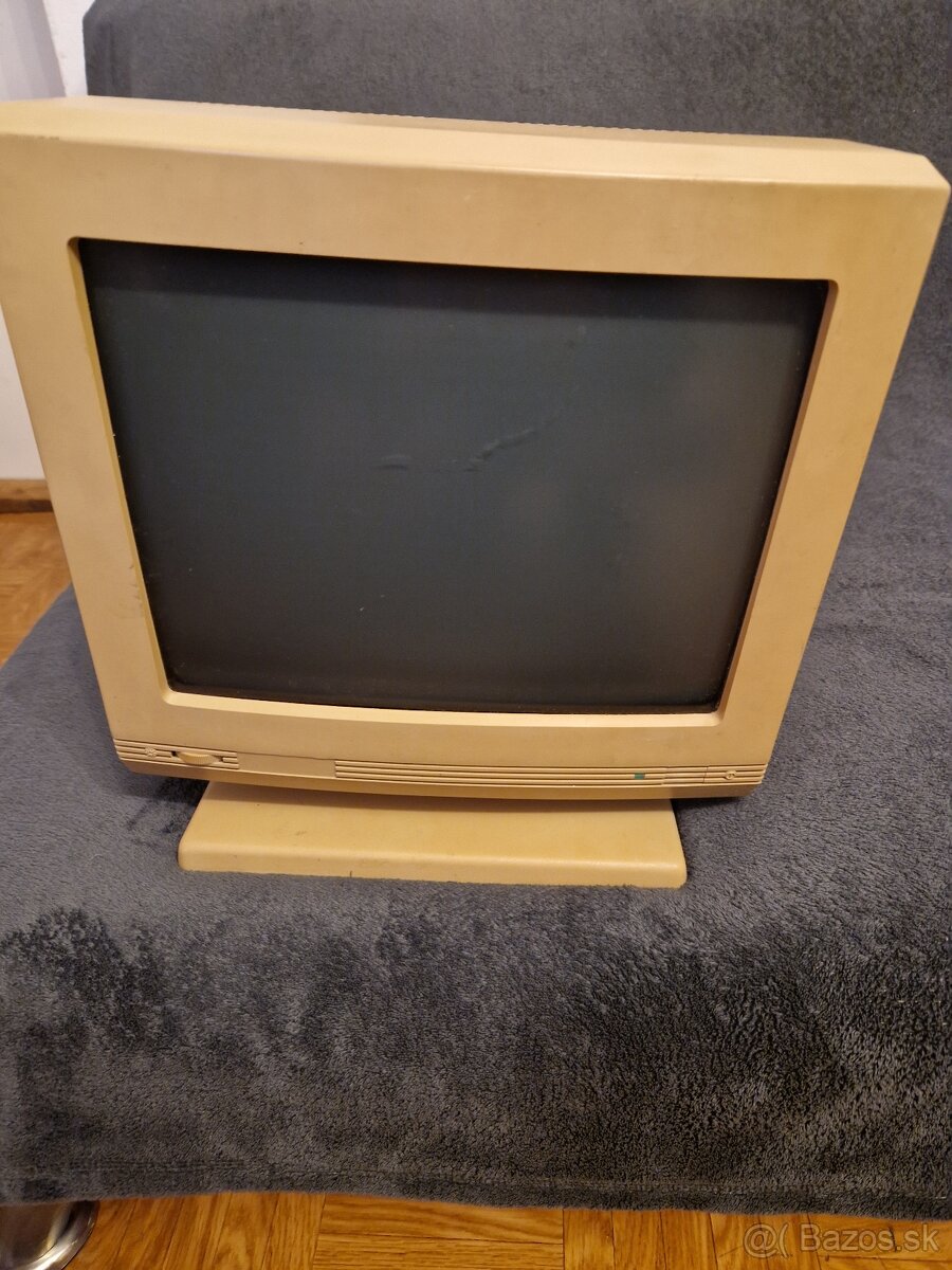 retro crt monitor Samsung z roku 1988