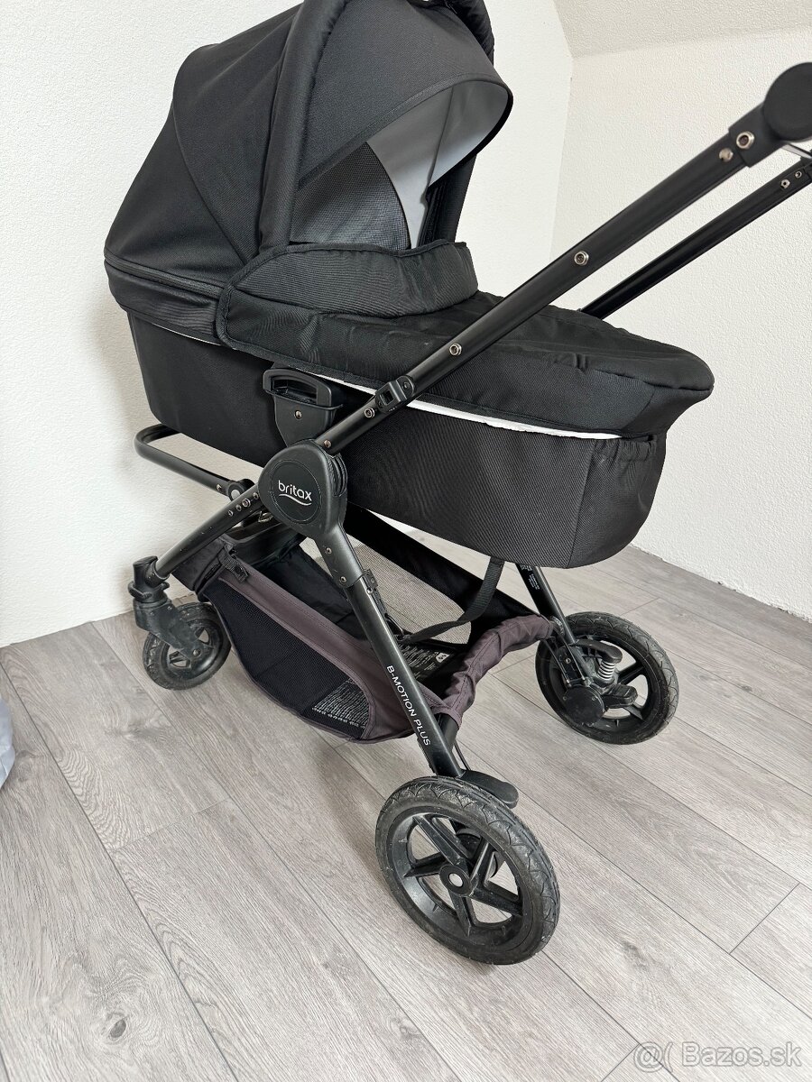 Britax 4motion 3v1