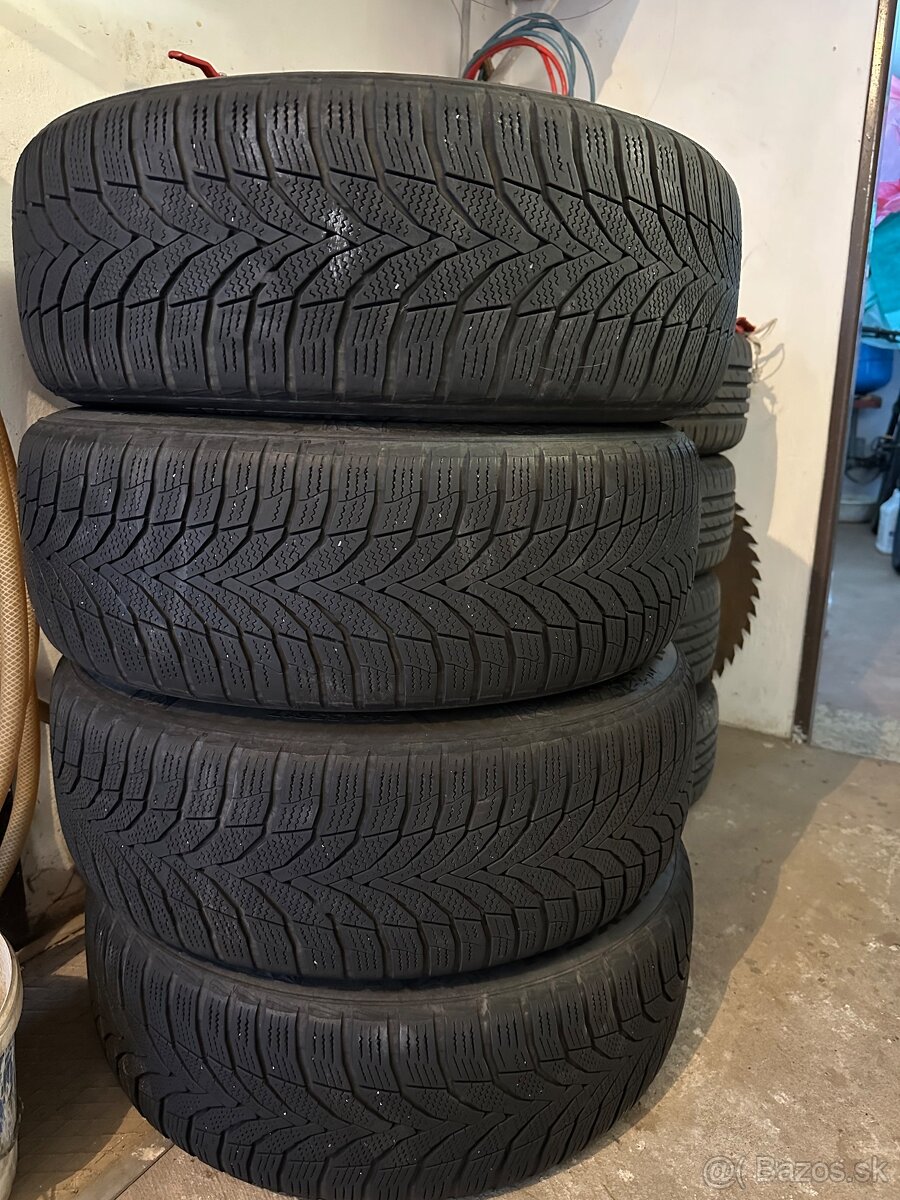 Zimné pneumatiky 215/55 R17