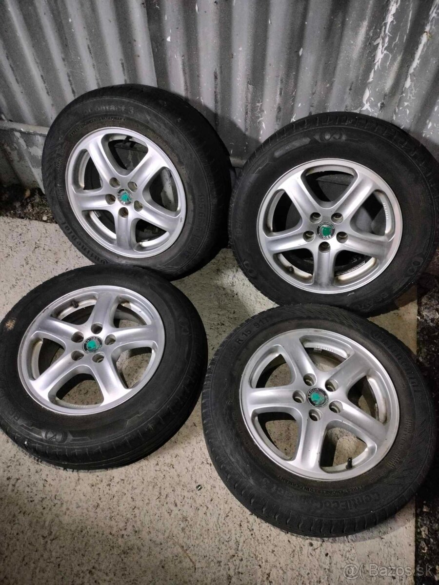 4ks alu disky orig. Škoda 5x100 R15 + pneu