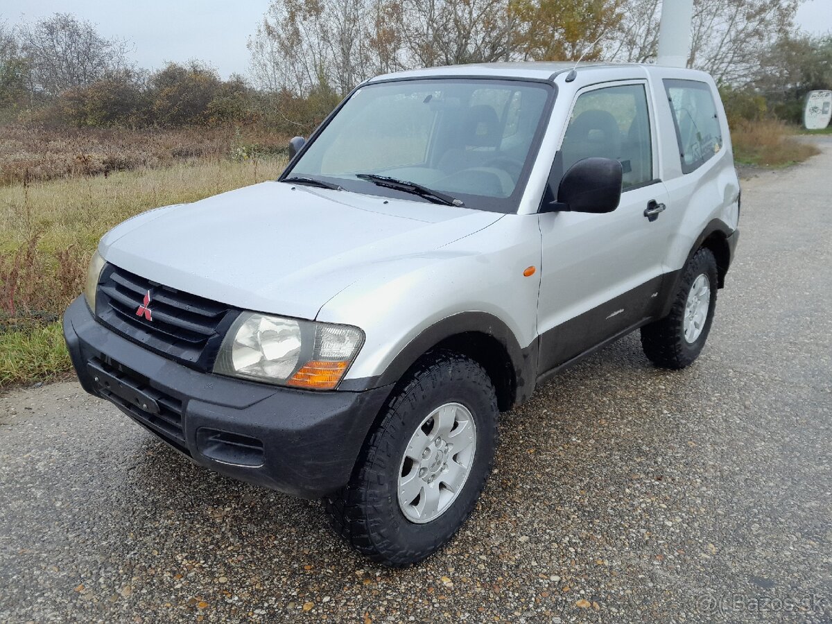 Mitsubishi Pajero V60 2.5 TD