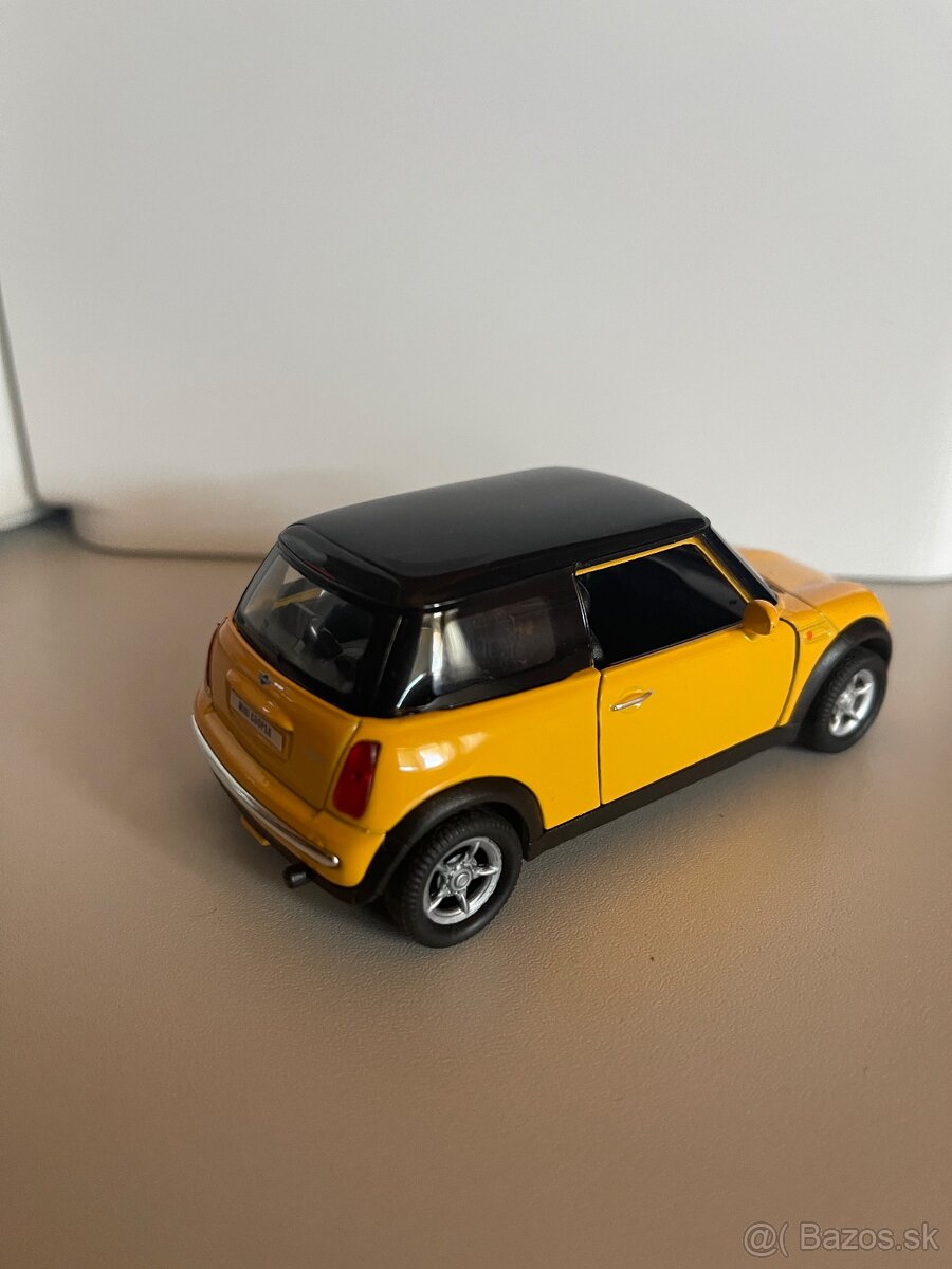 Model Mini Cooper