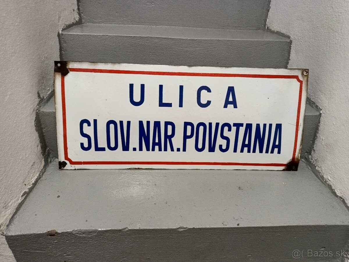 smaltovaná tabuľa Ulica Slov. Nár. Povstania SNP