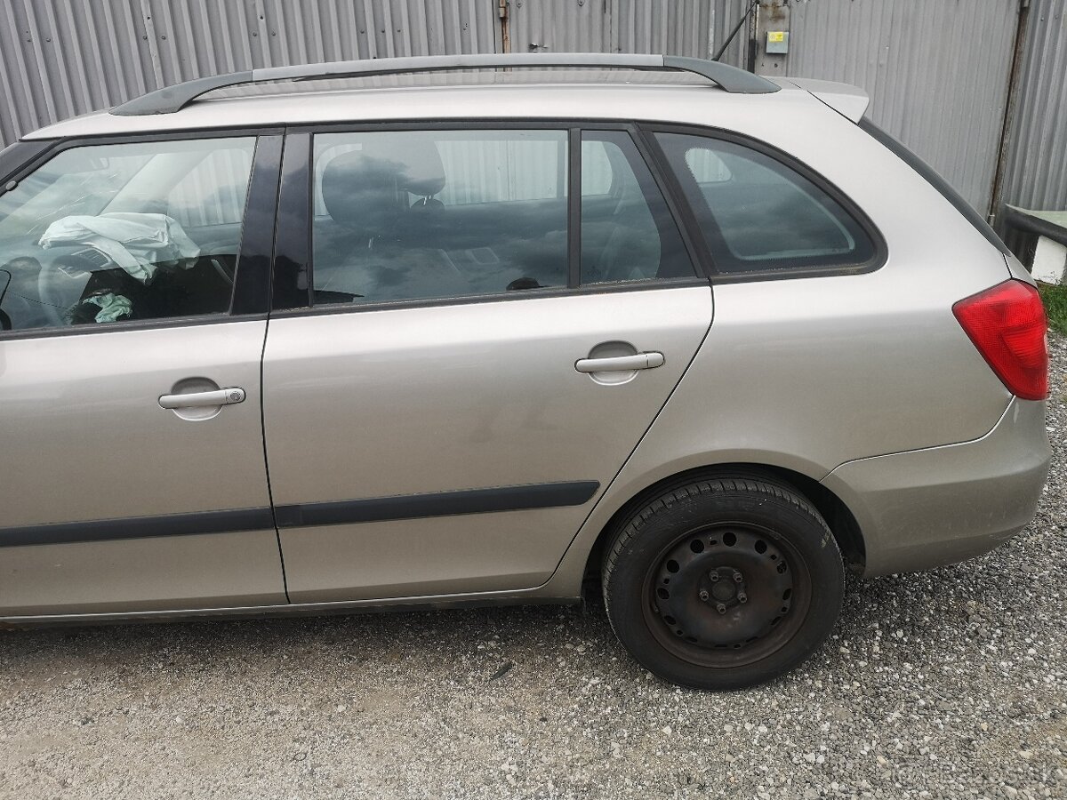 Škoda Fabia II kombi, r.v 2009, náhradné diely