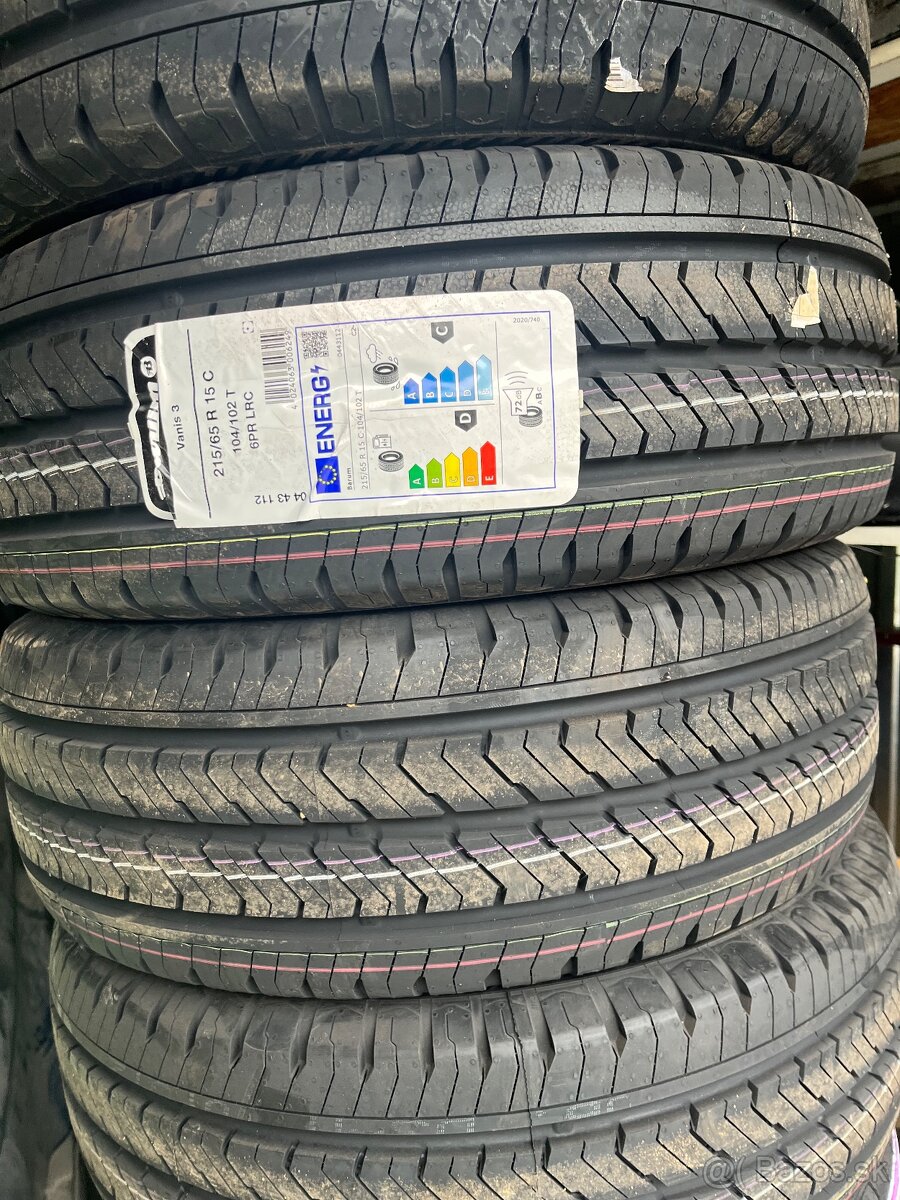 NOVÉ BARUM 215/65R15C