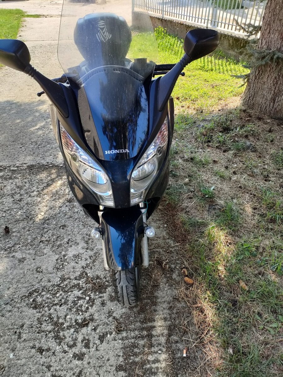 Predám skúter Honda 125