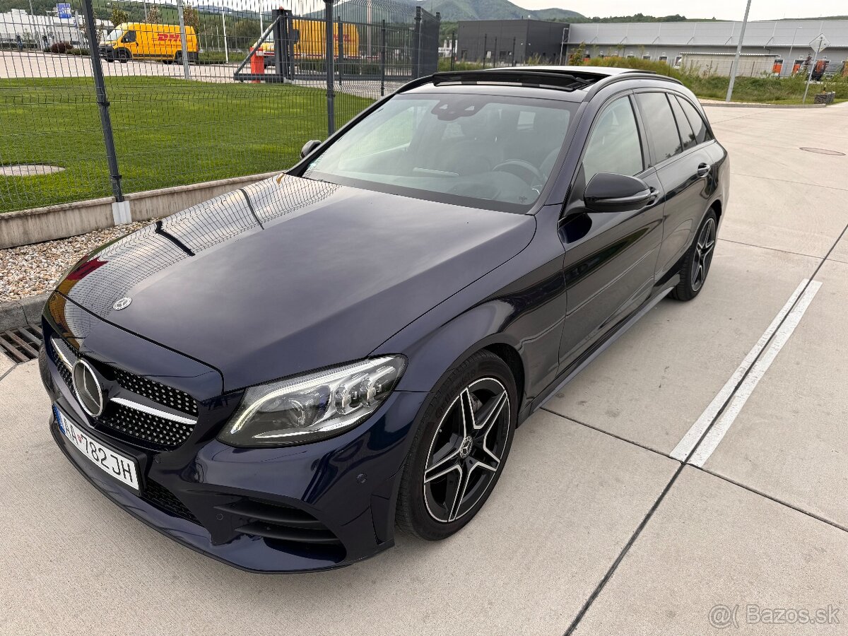 Mercedes-Benz C220 d Amg-line Panoráma Koža Head Up