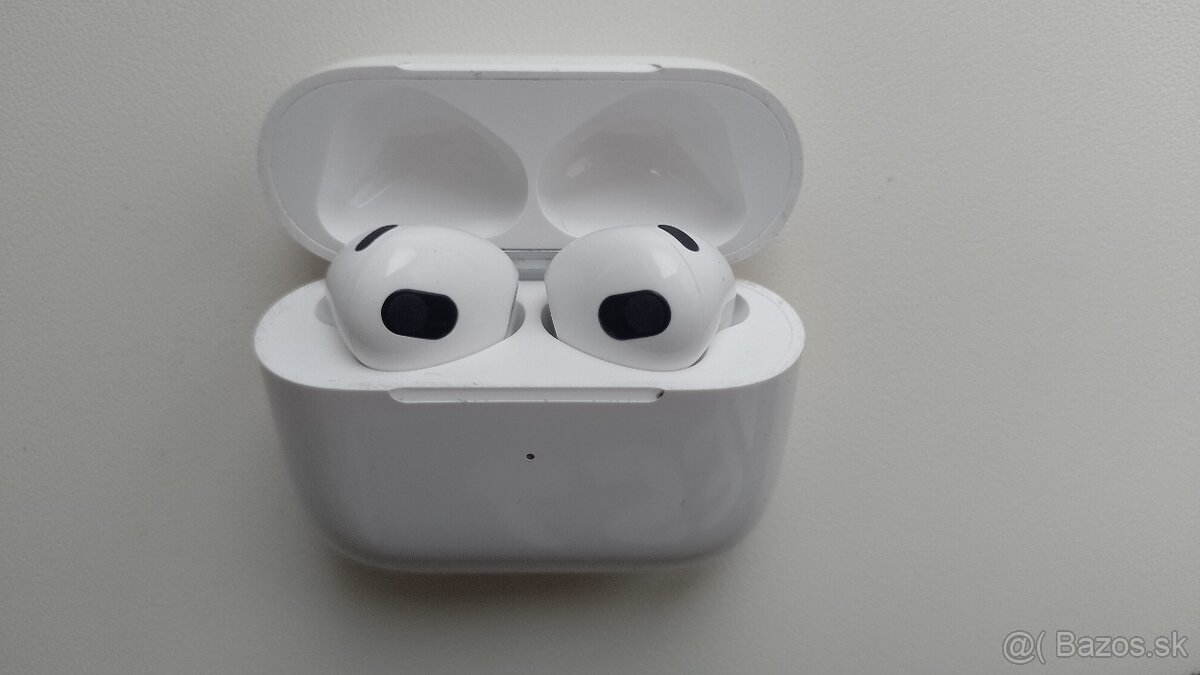 APPLE AIRPODS 3 BIELE