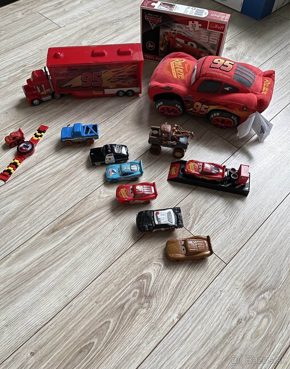 Cars kamion, auticka McQueen, hodinky