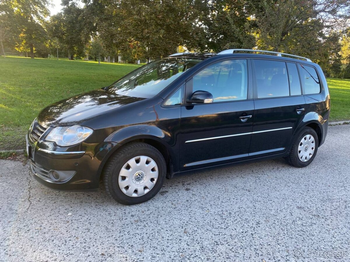 Predám Volkswagen Touran 1.6 TSI