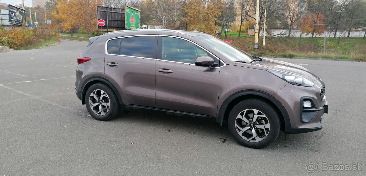 Kia Sportage 1,6 GDi Gold rok 4/2021, 516000 km, kupovaná SR