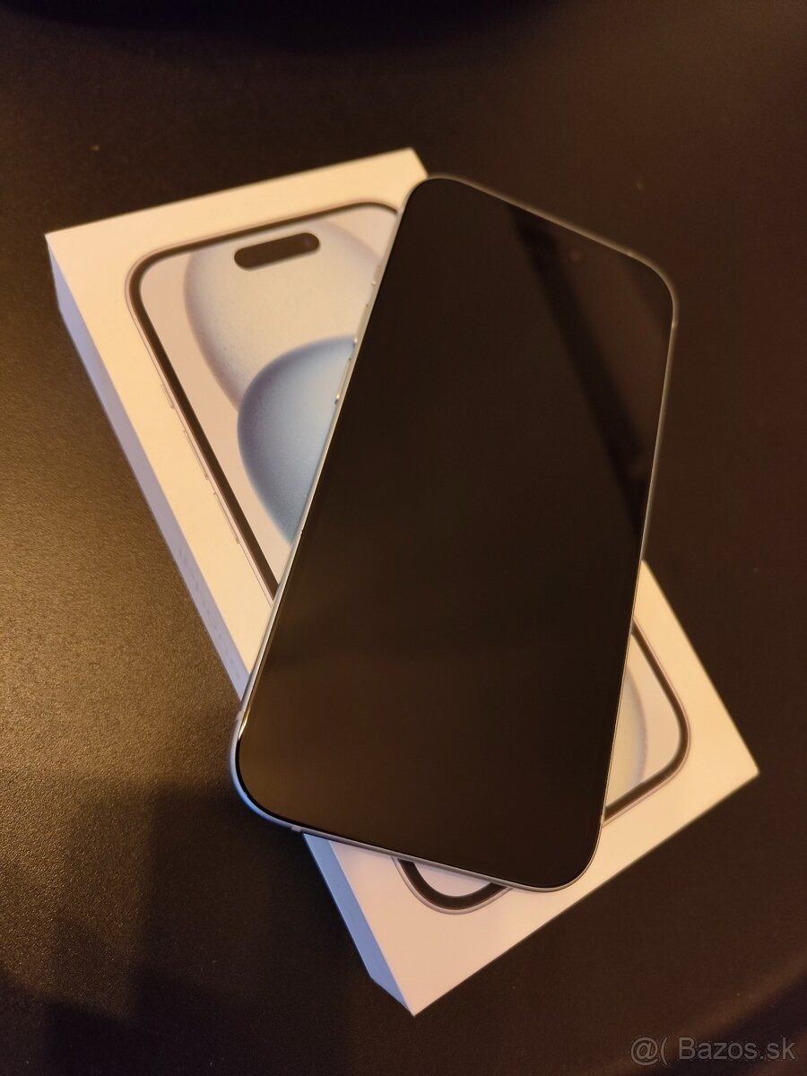 Apple iPhone 15 256GB modrý