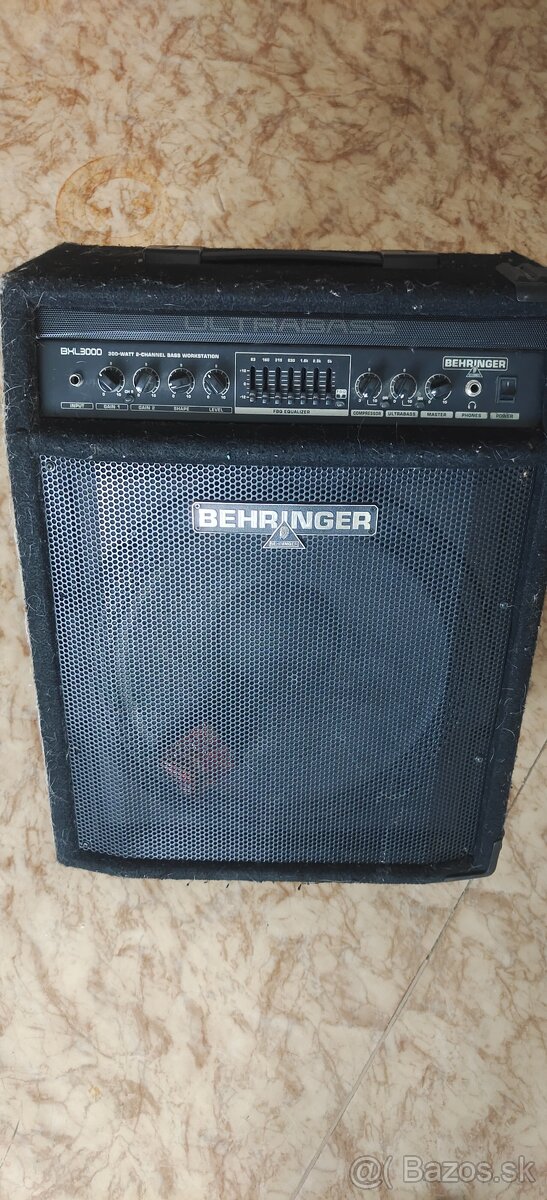 Basgitarové kombo Behringer BXL 3000 ultrabass