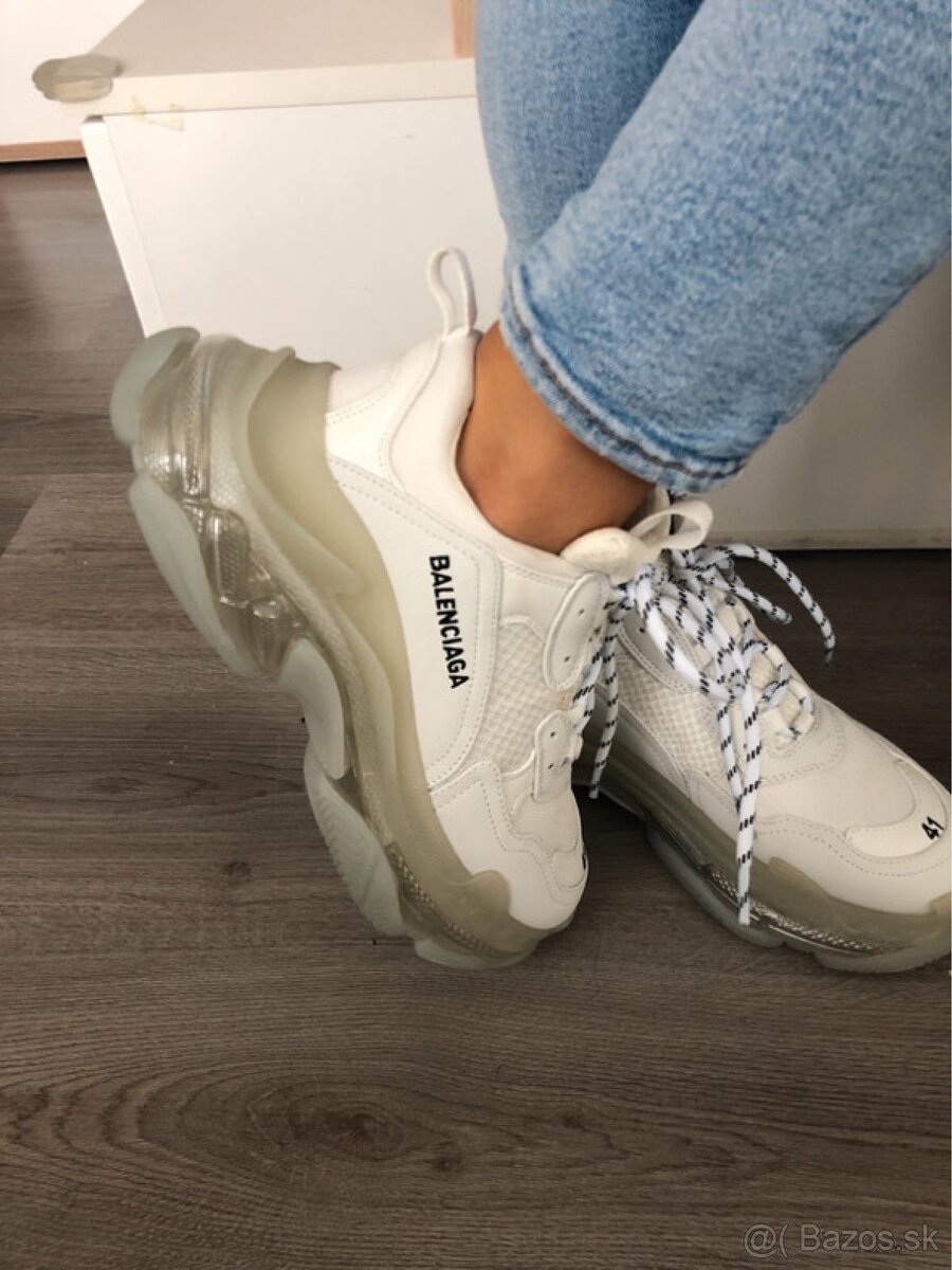 Balenciaga triple s