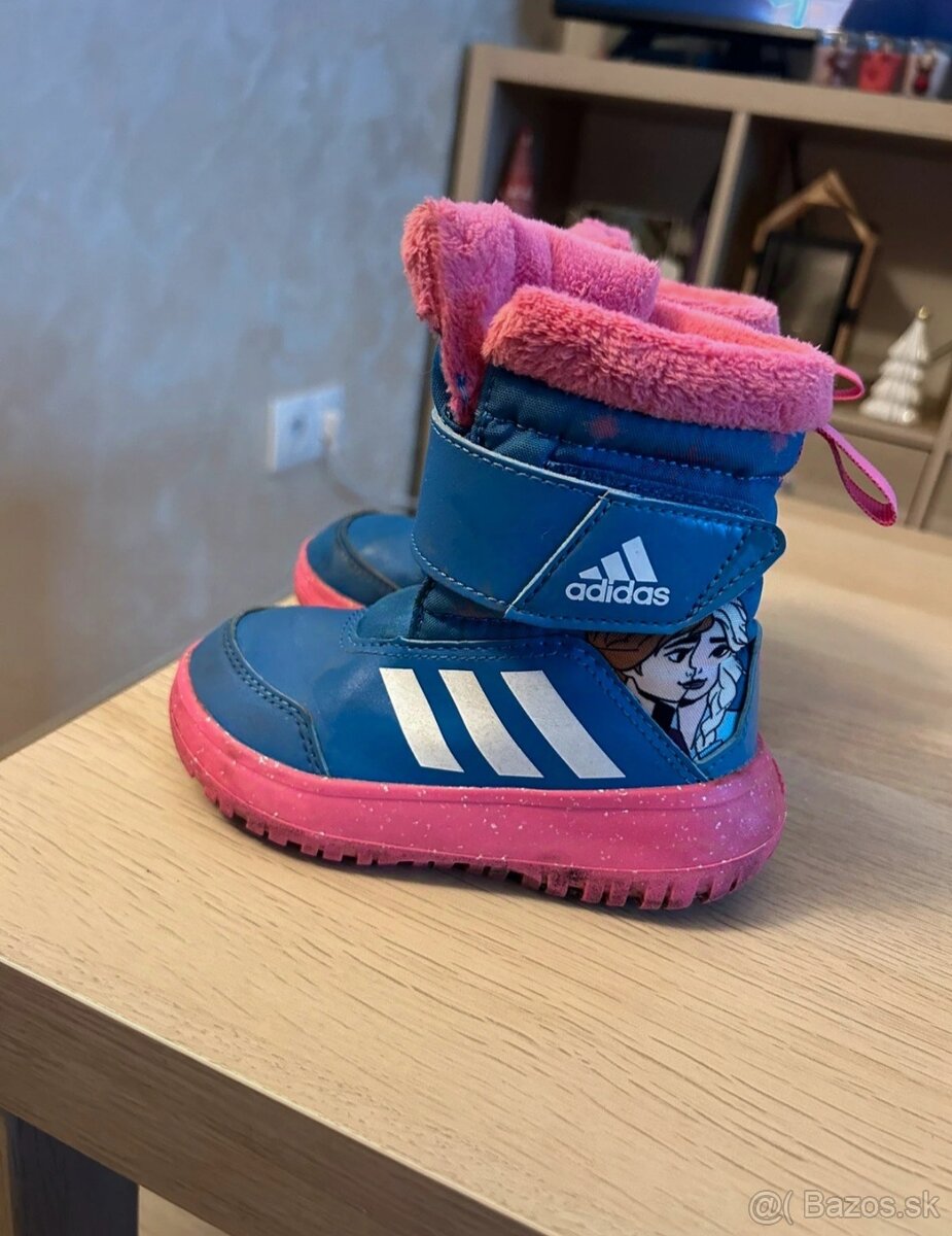 Adidas čizmy