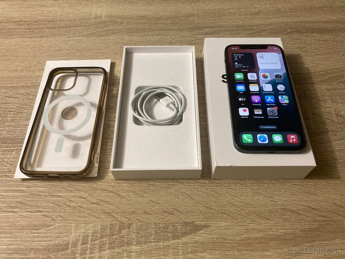 iPhone 12 / 64GB Cierny Pekný stav