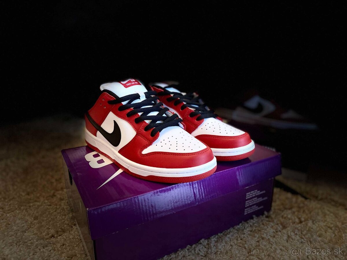 Nike Dunk Low Chicago (veľ. 44)