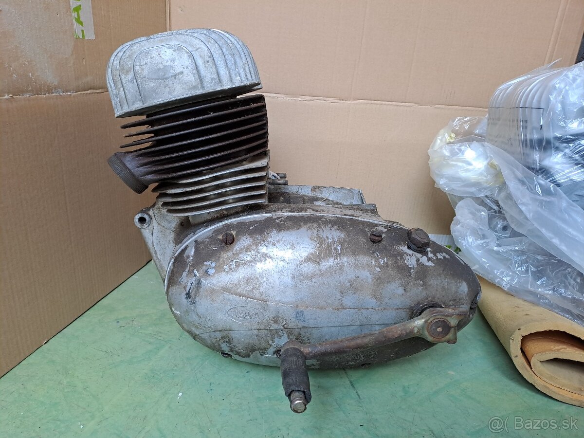 Motor jawa 350 panelka