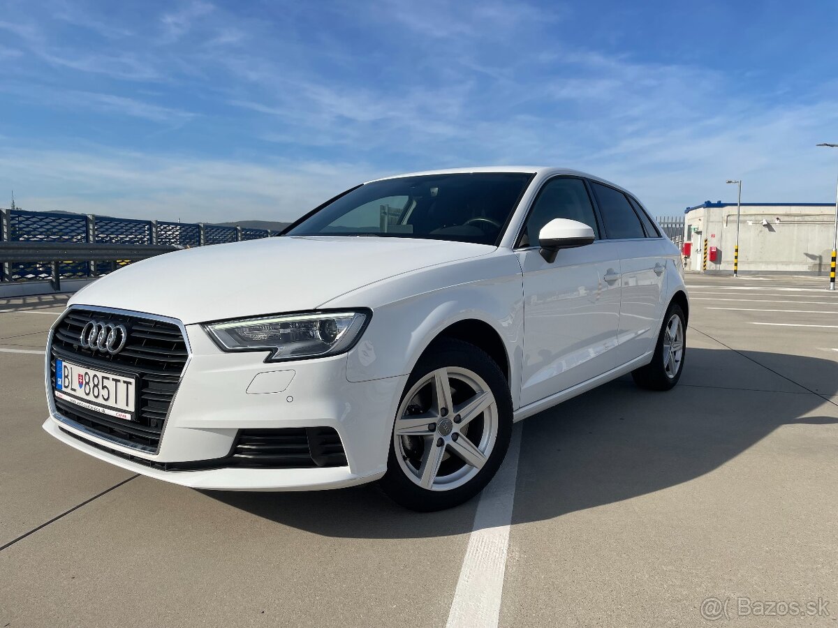 Audi A3 Sportback 30 TFSI S-tronic SR