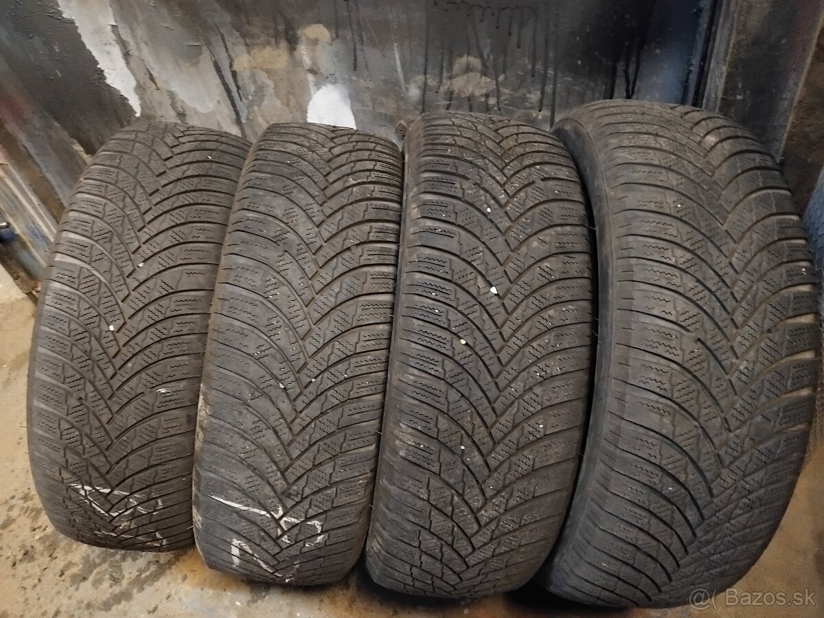 Zimne firestone 205/60R16