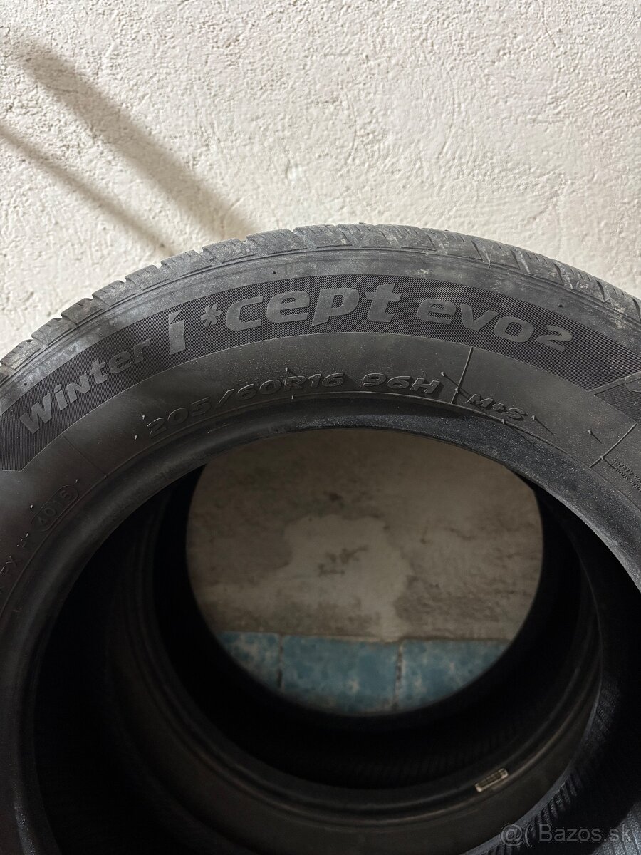 205/60 r16 hankook