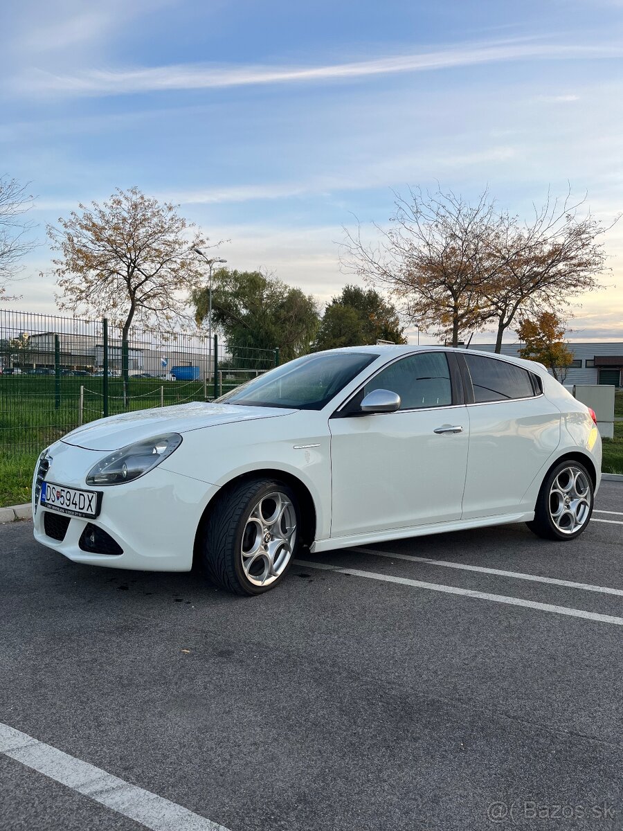 Alfa Romeo Giulietta Distinctive