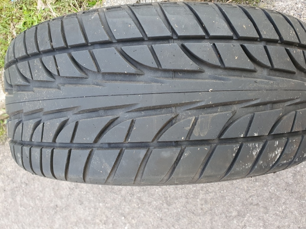 225/45 r17 letné